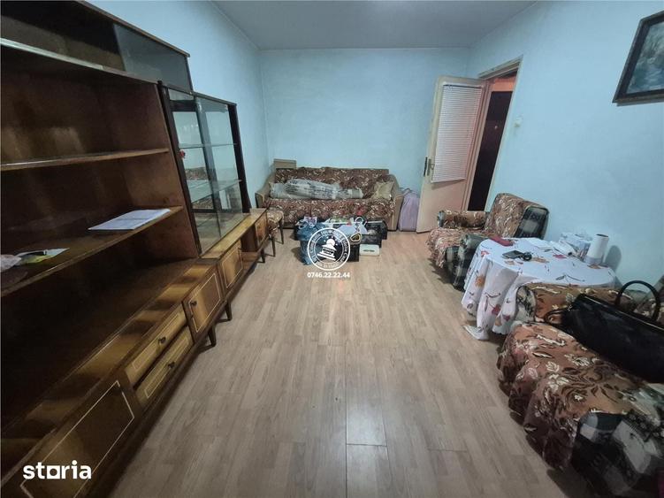 Apartament cu 2 camere decomandat în Gară
