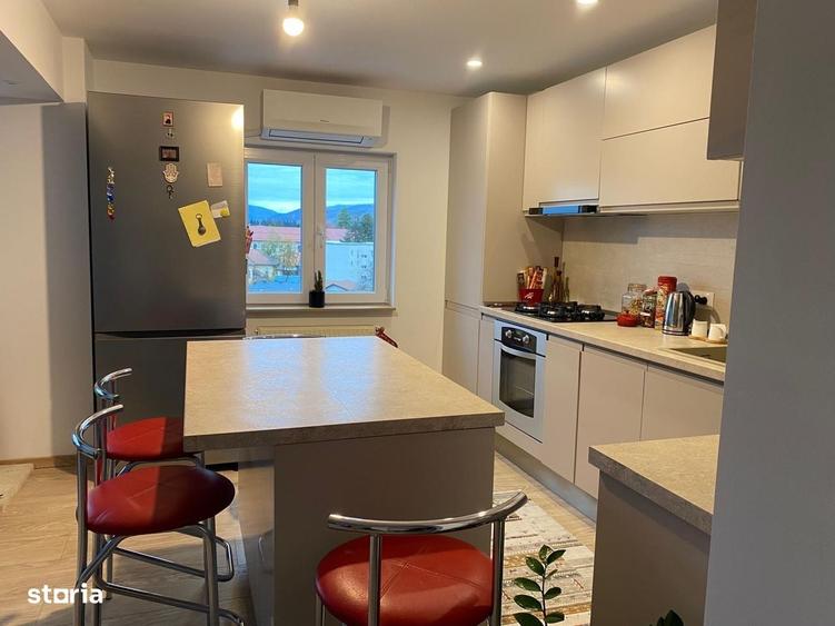 Apartament cu 3 camere decomandat în Ultracentral