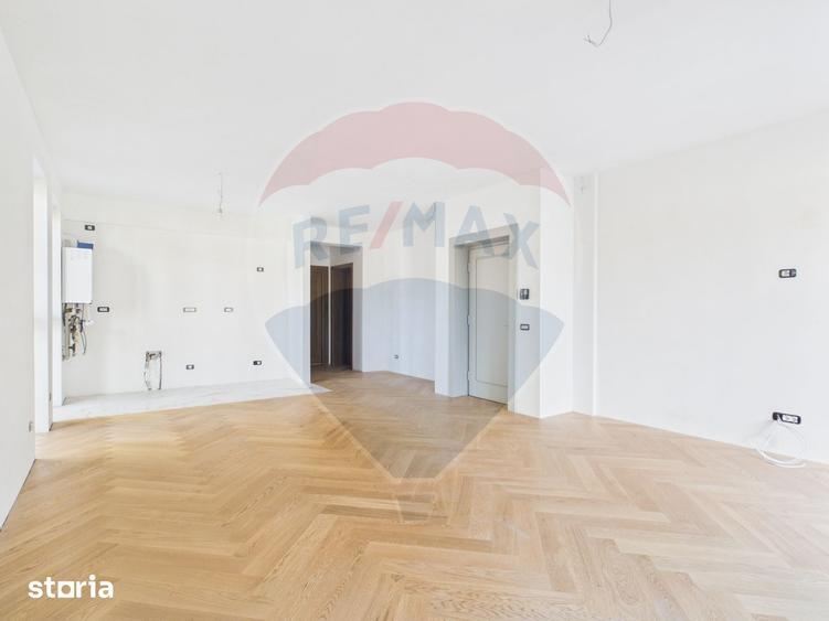 Apartament parter cu 3 camere, curte proprie in inima padurii - Sinaia - 11