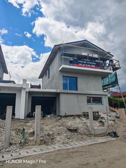 Casă cu 4 camere cu Teren 550 Mp în Chinteni