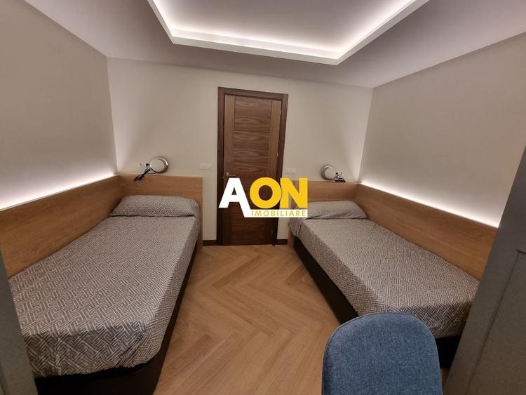 Apartament cu 3 camere decomandat, mobilat în Central