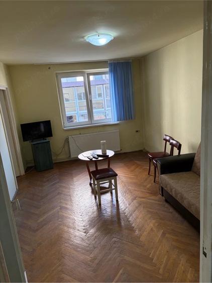Apartament cu 2 camere decomandat în Ultracentral