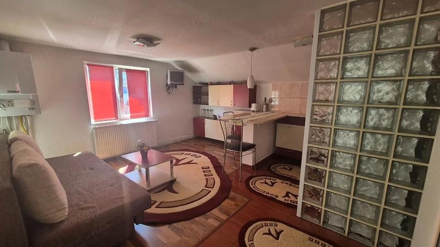 Apartament cu 2 camere semidecomandat în Calea Turzii