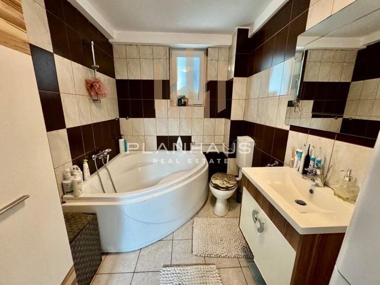 Apartament cu 2 camere semidecomandat, mobilat în Hotvon