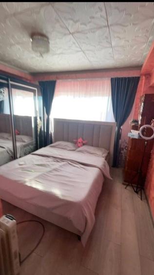 Apartament cu 2 camere decomandat în Radomirești