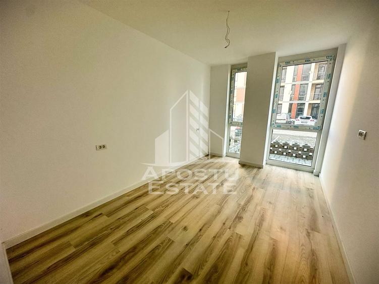 Apartament cu 2 camere decomandat în Torontalului — fotografia 1