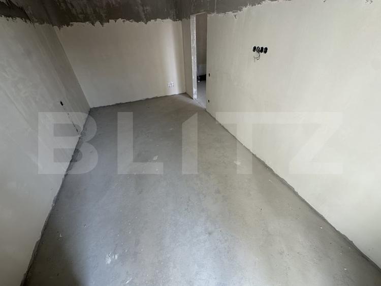 Apartament cu 2 camere semidecomandat în Mărăști