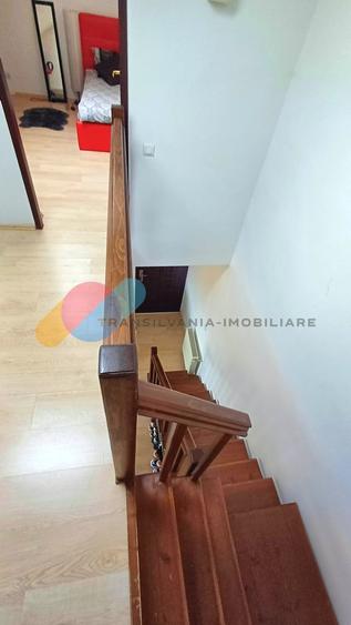 Apartament cu 3 camere decomandat, mobilat în Florești