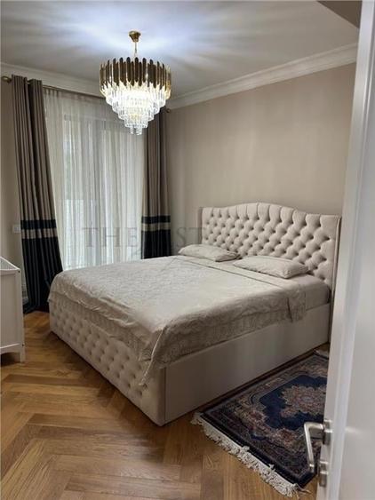 Apartament cu 3 camere semidecomandat, mobilat în Aviației