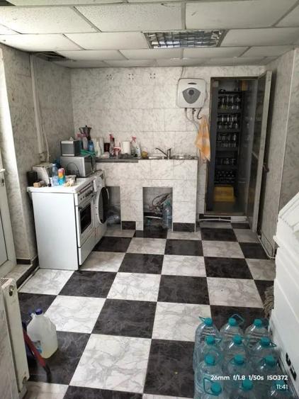Spațiu comercial, de 80 mp, în Central
