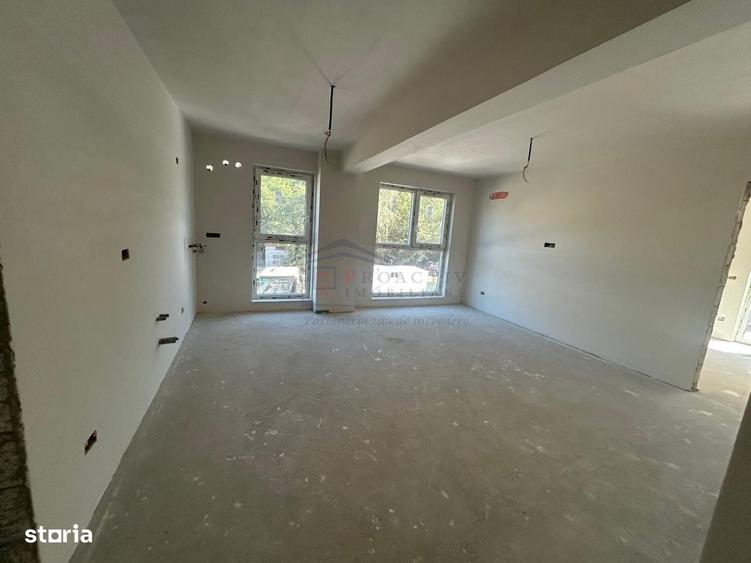 Apartament cu 4 camere în Central
