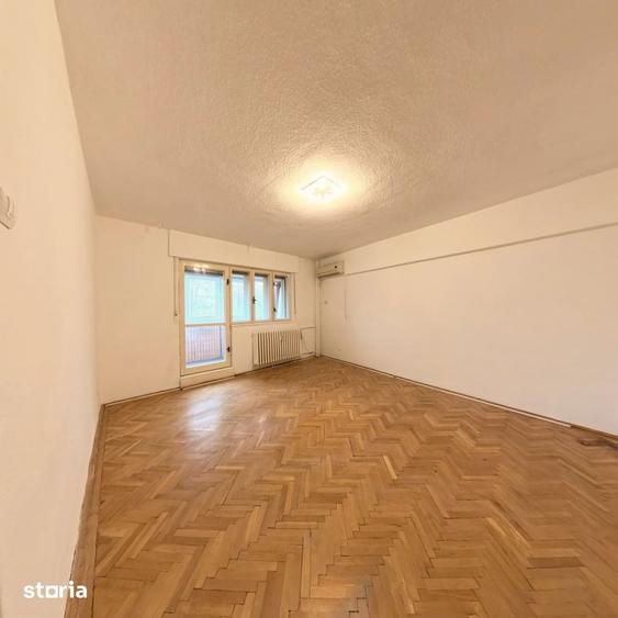 Apartament cu 4 camere decomandat în 13 Septembrie