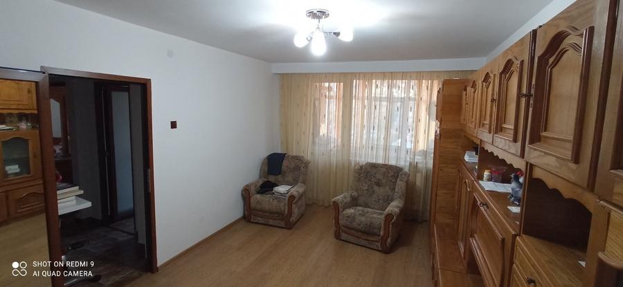 Apartament cu 2 camere decomandat în Negru Vodă