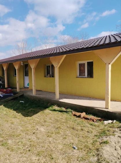 Casă cu 3 camere în Corni