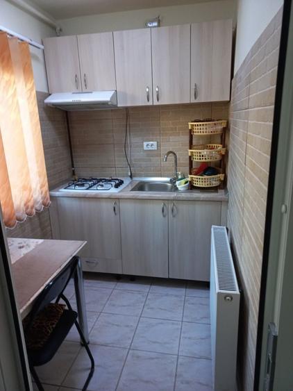 Apartament cu 2 camere decomandat în Bejan