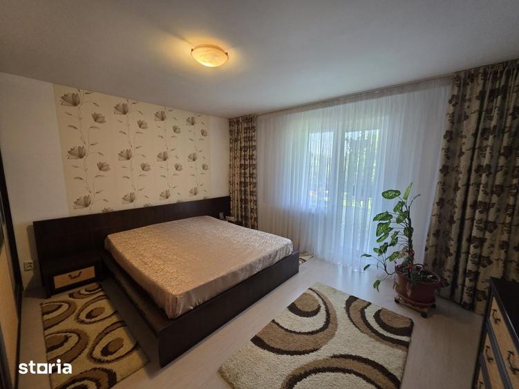 Casă cu 5 camere cu Teren 310 Mp în Sălăjan
