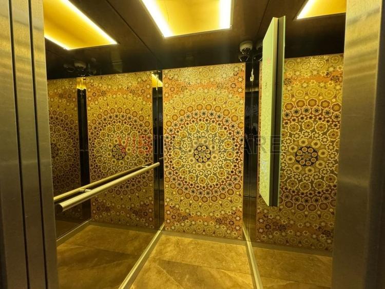Apartament cu 3 camere semidecomandat în Gara de Nord