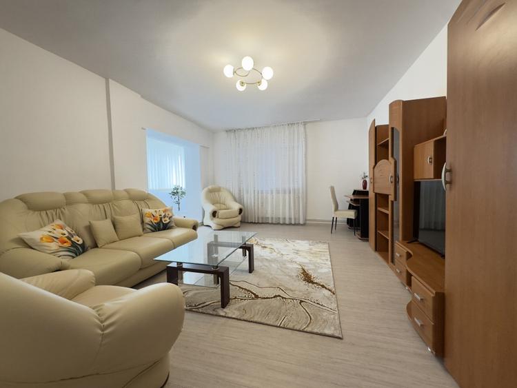 Apartament cu 2 camere | Decomandat | langa Parcul Catedralei - de inchiriat - 3