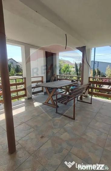 Casă cu 6 camere cu Teren 1484 Mp în Oșorhei