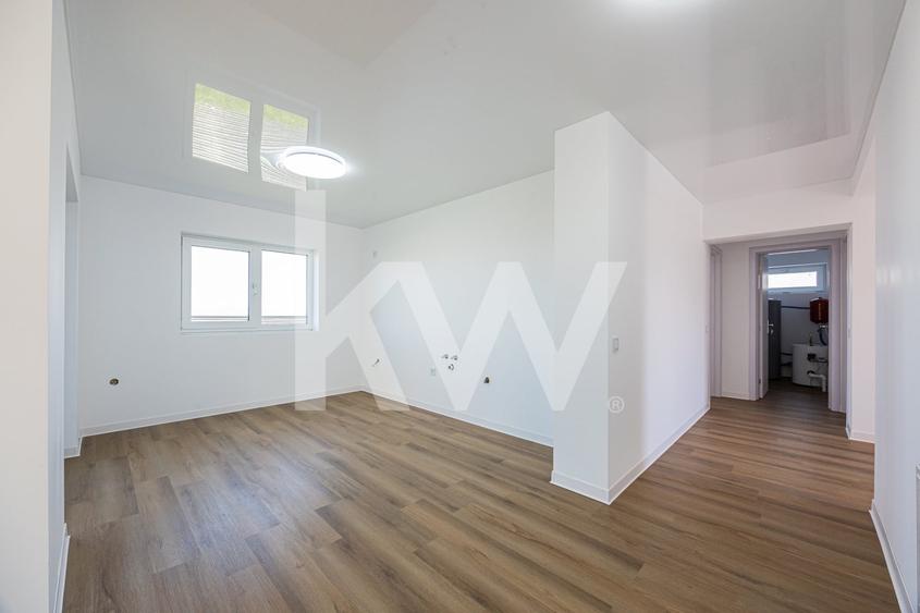 Casă individuală cu 4 camere cu Teren 333 Mp în Exterior Est