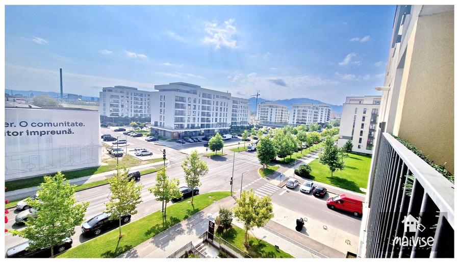 Apartament cu 2 camere decomandat, mobilat în Tractorul