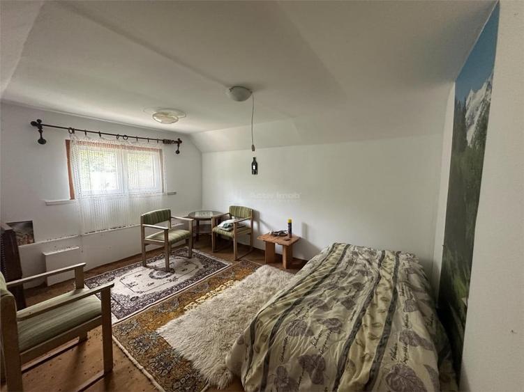 Casă cu 4 camere cu Teren 647 Mp în Central