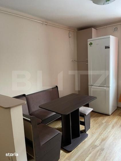 Apartament cu 2 camere, decomandat, loc de parcare Zona Tractorul, - 7