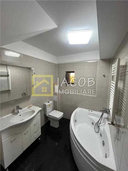 Apartament cu 2 camere decomandat, mobilat în Gherăiești