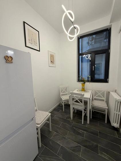 Apartament cu 3 camere decomandat în Unirii