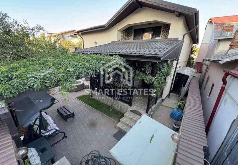 Casă individuală cu 5 camere cu Teren 370 Mp în Titan