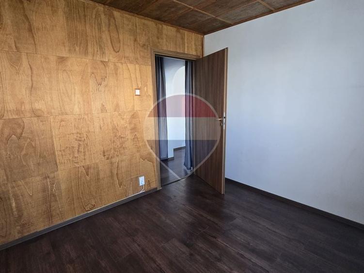 Apartament cu 2 camere semidecomandat, mobilat în Progresul