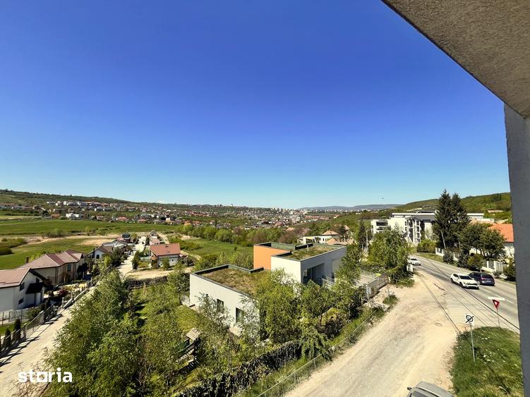 Apartament cu 4 camere, mobilat în Borhanci