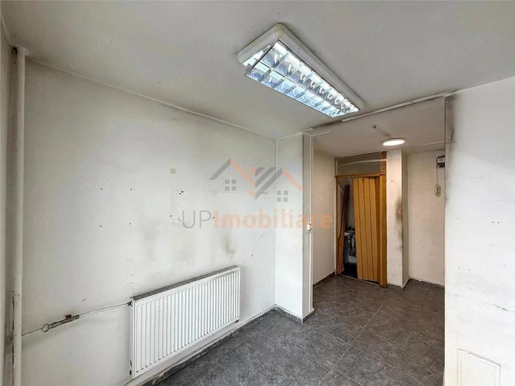 SPATIU COMERCIAL DE INCHIRIAT | 50 MP UTILI | DECEBAL | ORADEA - 4