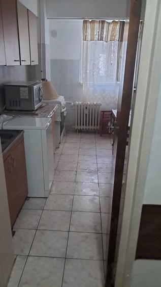 Apartament cu 2 camere decomandat în Rahova