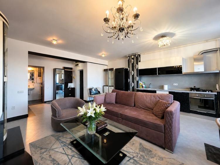 Apartament cu 3 camere decomandat în 13 Septembrie