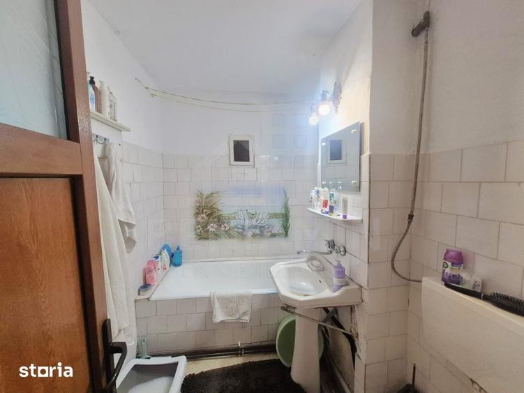 Apartament cu 3 camere semidecomandat în Lăpuș Argeș