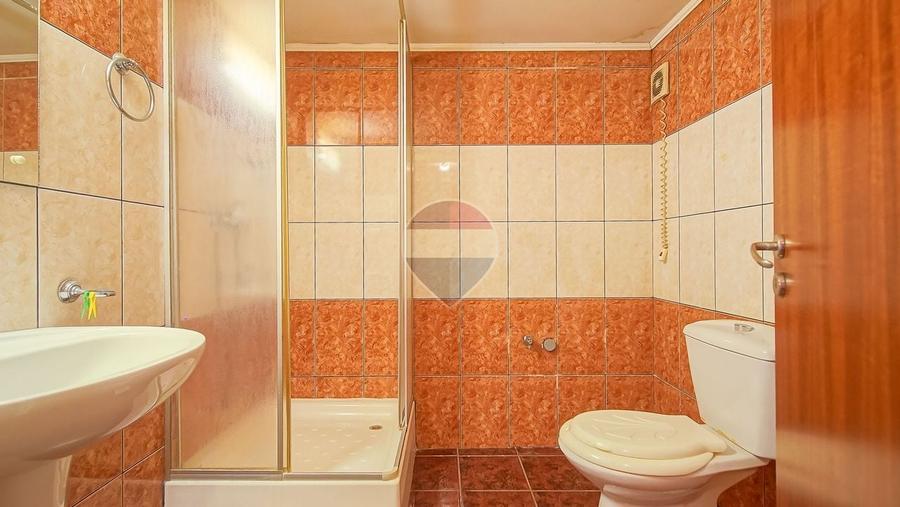 Apartament cu 2 camere semidecomandat în Centrul Civic