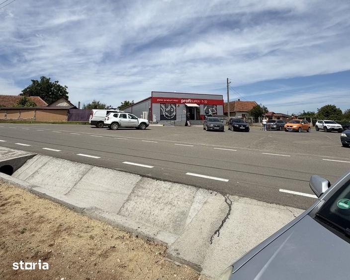 Casă cu 4 camere cu Teren 1500 Mp în Suplacu de Barcău