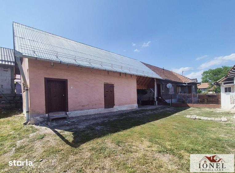 Casă cu 3 camere cu Teren 1167 Mp în Sântimbru