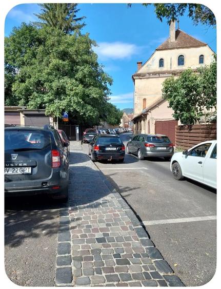 Garsonieră decomandată în Drumul Carului