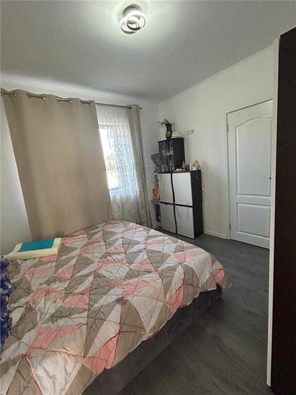 Duplex cu 3 camere cu Canalizare în Sânmihaiu Român