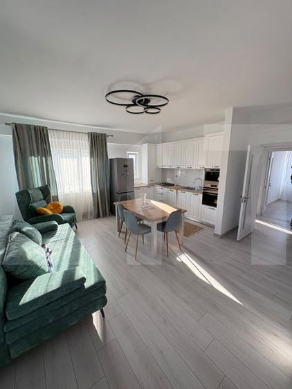 Apartament cu 3 camere semidecomandat, mobilat în Sud-Est