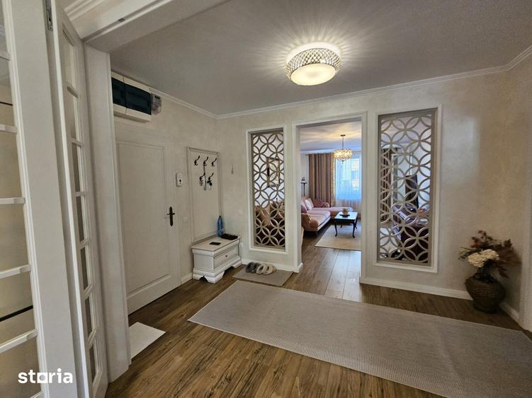 Apartament cu 3 camere decomandat în Central