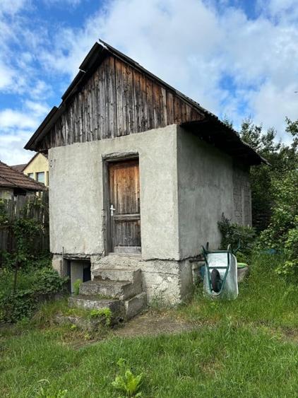 Casă individuală cu 2 camere cu Canalizare în Dâmbul Rotund
