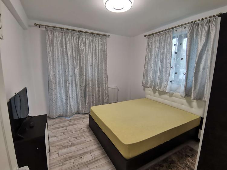 Apartament cu 2 camere semidecomandat, mobilat în Bucium