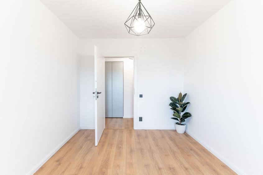 Apartament cu 4 camere decomandat, mobilat în Zorilor