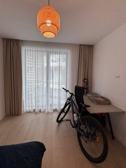 Apartament cu 2 camere decomandat, mobilat în Central