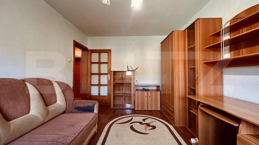 Apartament cu 2 camere decomandat, mobilat în Dacia