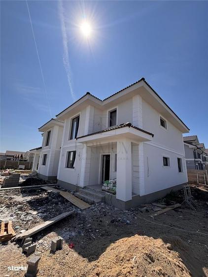 Casă cu 4 camere în Moșnița Nouă
