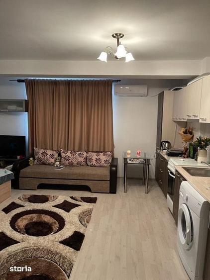 Garsonieră decomandată în Calea București